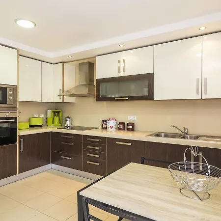 Holiday Ruby House Vakantiehuis *
